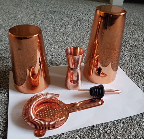 Cocktail shaker kit